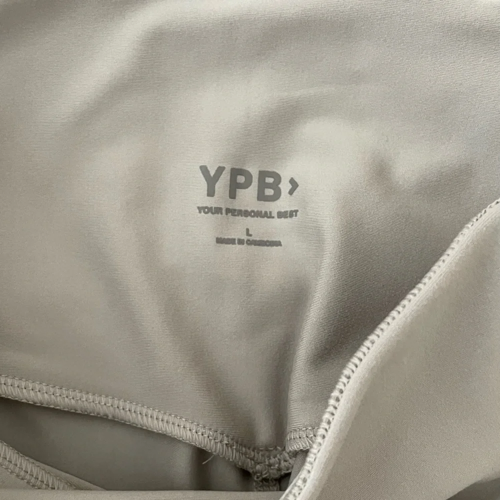 NEW Abercrombie YPB leggings - oat - Picture 3 of 4